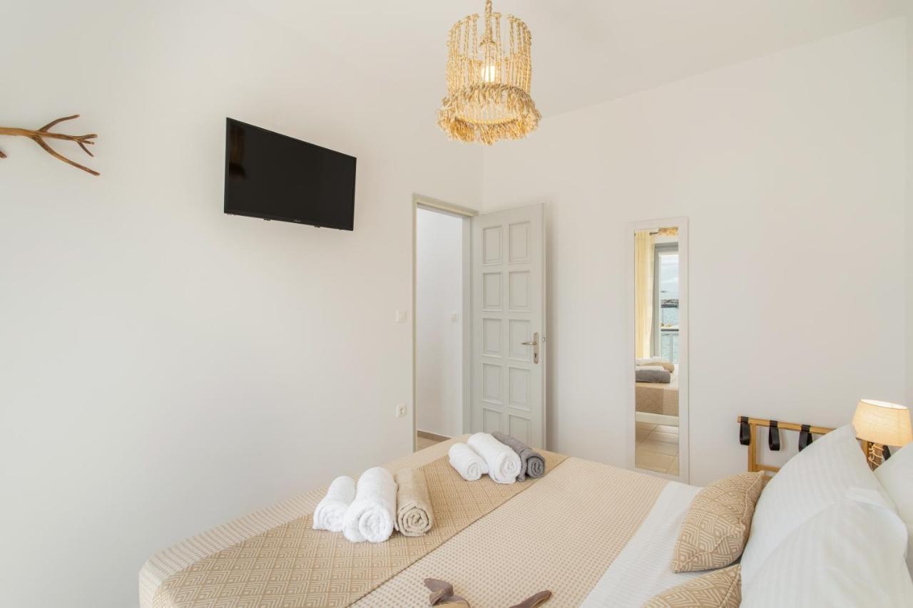 Yialos Rooms Piso Livadi Exterior photo